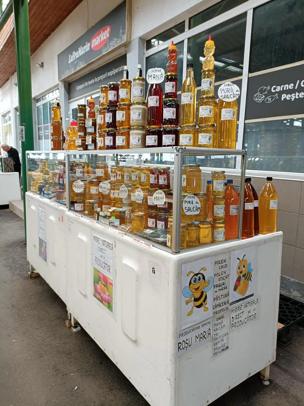 Image of local market table.