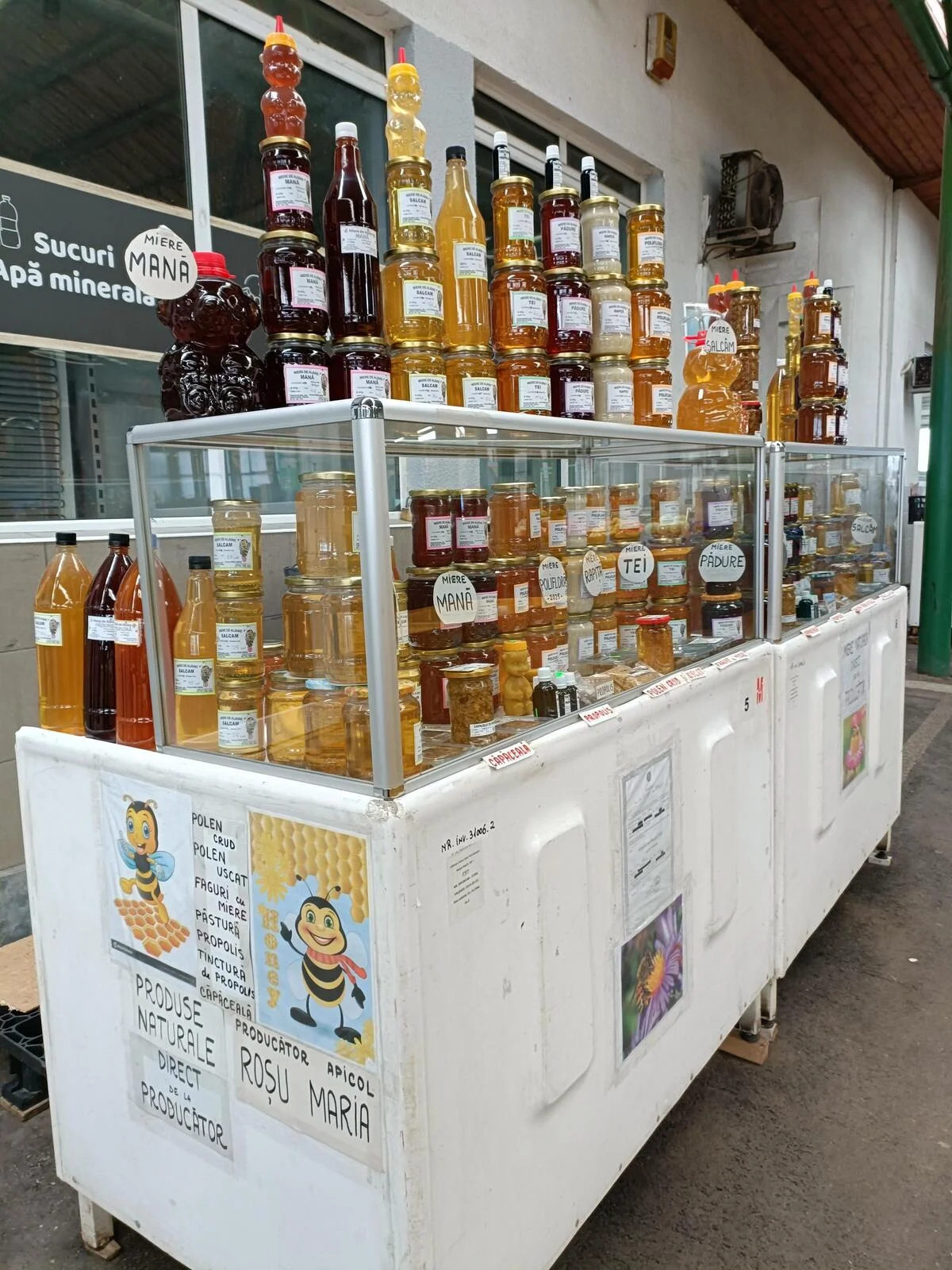 Image of local market table.